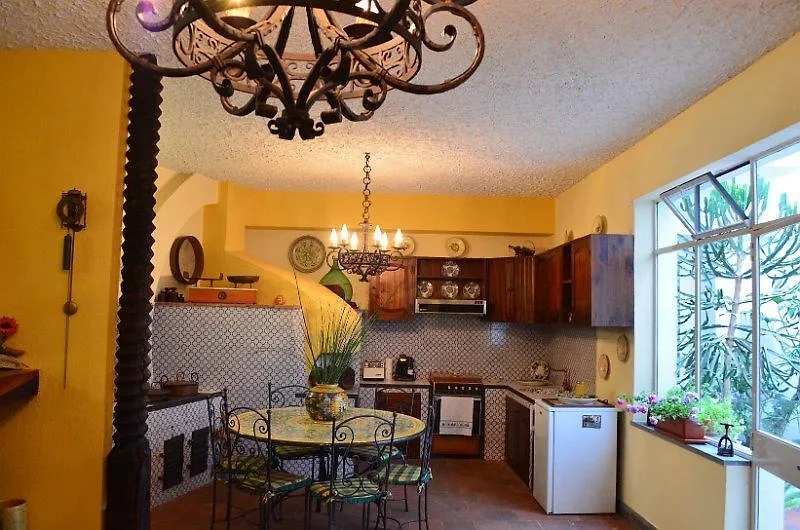 B&B Aria Dell' Etna Zafferana Etnea Bed & Breakfast